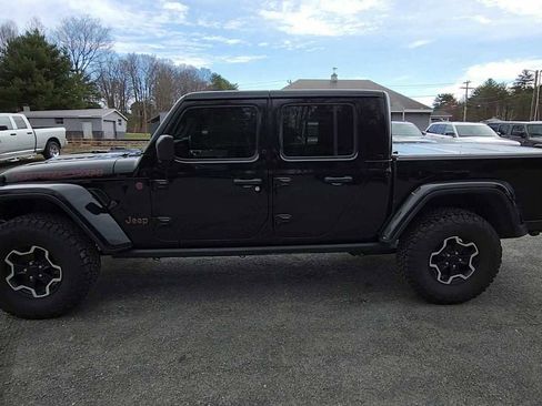 Used 2020 Jeep Gladiator Rubicon AWD/4WD image 5