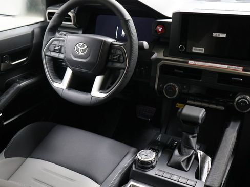 New 2026 Toyota Tacoma TRD Off-Road AWD/4WD image 17