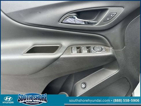 Used 2024 Chevrolet Equinox LT AWD/4WD image 18