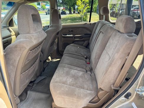 Used 2005 Honda Pilot EX image 7