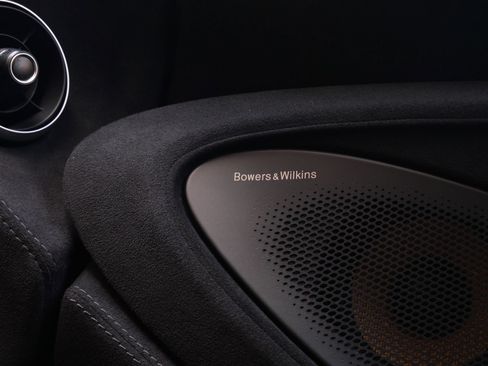 Used 2019 McLaren 600LT RWD image 23