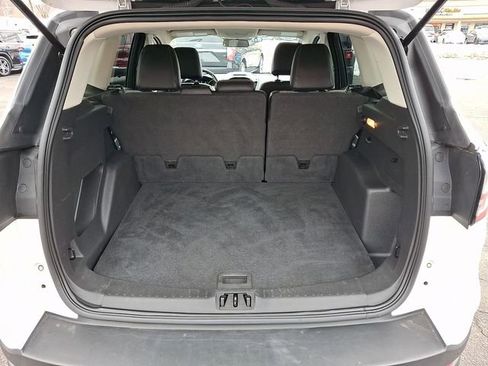 Used 2017 Ford Escape SE w/ Equipment Group 201A image 28