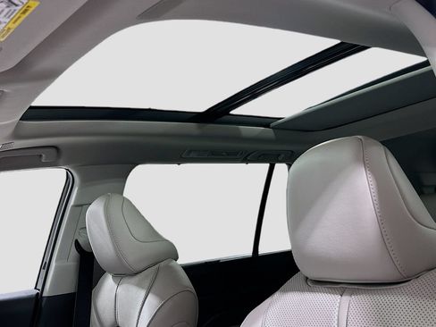 New 2026 Toyota Grand Highlander FWD image 22
