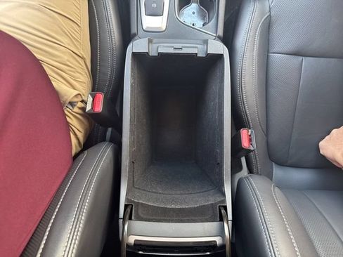 Used 2023 Subaru Ascent Limited AWD/4WD image 11