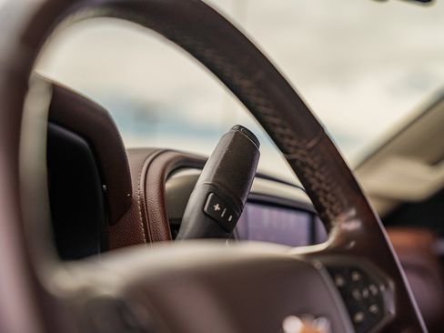 Used 2016 Chevrolet Silverado 3500 High Country w/ Duramax Plus Package image 39