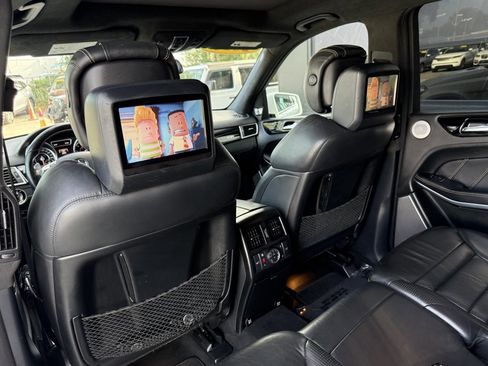 Used 2016 Mercedes-Benz GL 63 AMG 4MATIC image 15