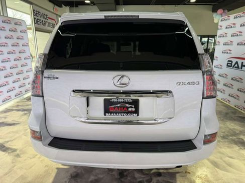 Used 2017 Lexus GX 460 image 9