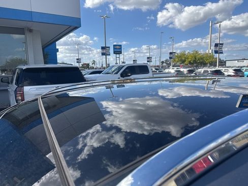 Used 2016 Kia Sorento EX w/ EX Touring Package image 14