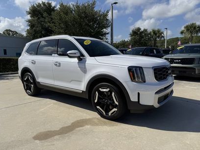 Used 2025 Kia Telluride S