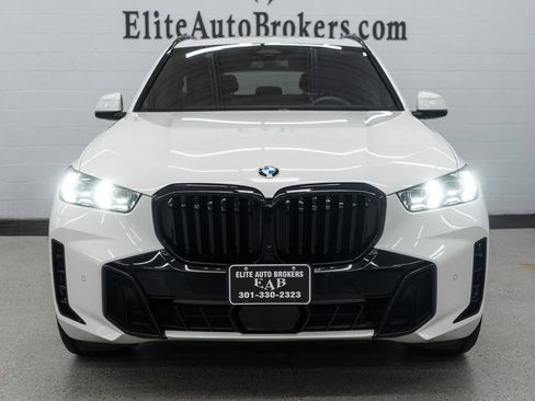Used 2025 BMW X5 xDrive40i image 3