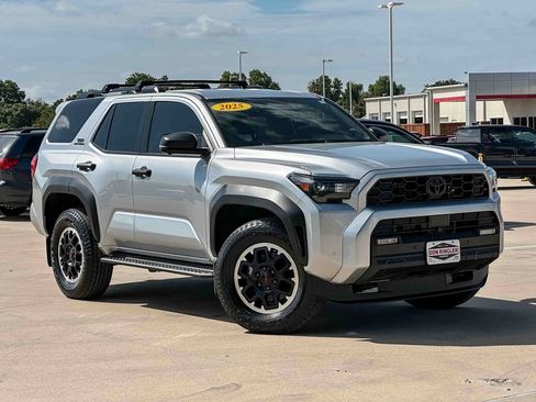 Used 2025 Toyota 4Runner TRD Off-Road Premium w/ Tow Technology Package AWD/4WD image 1