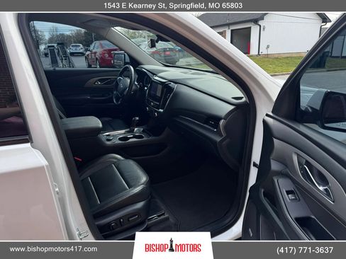 Used 2020 Chevrolet Traverse RS FWD image 21