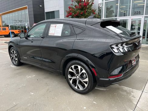 Used 2023 Ford Mustang Mach-E Premium RWD image 17