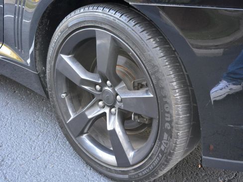 Used 2015 Chevrolet Camaro LS RWD image 9
