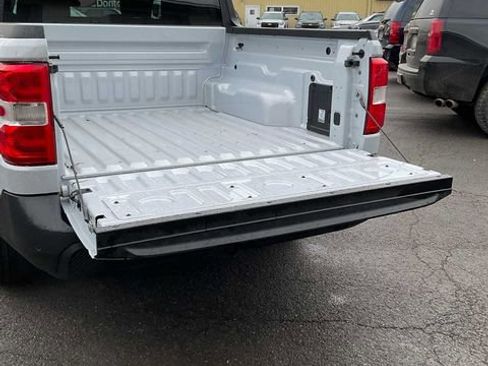 Used 2026 Ford Maverick XL image 17