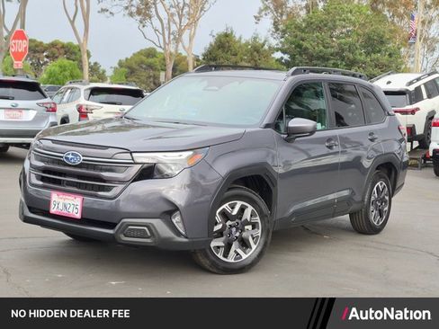 Used 2026 Subaru Forester Premium AWD/4WD image 1
