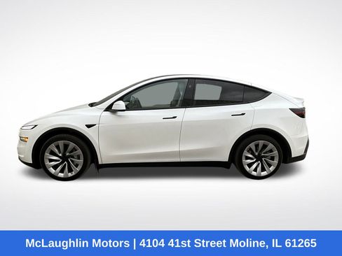 Used 2026 Tesla Model Y Long Range image 15