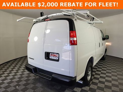 New 2025 Chevrolet Express 3500 w/ Driver Convenience Package image 10