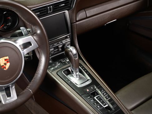 Used 2013 Porsche 911 Carrera S image 28