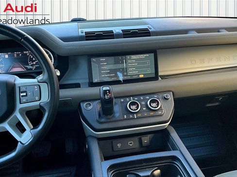 Used 2023 Land Rover Defender 110 S image 9