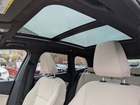 Used 2023 BMW X1 xDrive28i w/ Premium Package image 17