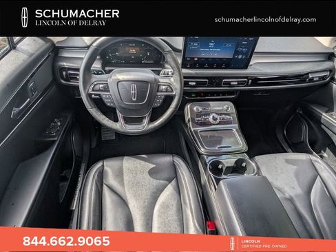 Used 2022 Lincoln Nautilus FWD image 13