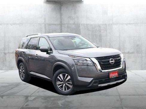 Certified 2025 Nissan Pathfinder SL AWD/4WD image 2