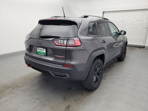 Used 2020 Jeep Cherokee Trailhawk w/ Cold Weather Group AWD/4WD image 9