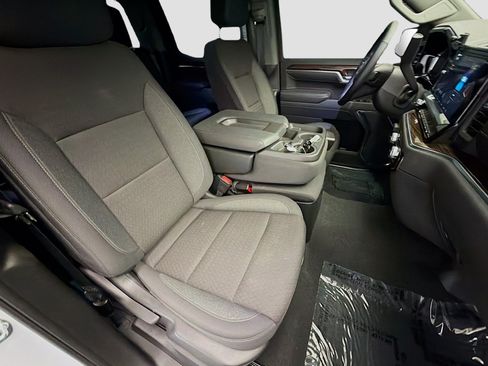 Used 2025 GMC Sierra 1500 Elevation w/ LPO, Elevation Black Package AWD/4WD image 15