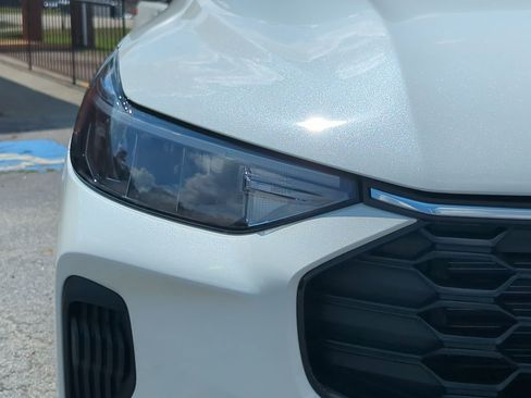 New 2026 Ford Escape ST-Line w/ Tech Pack #1 FWD image 8