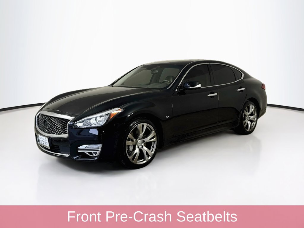 Used 2015 INFINITI Q70 3.7 w/ Technology Package RWD image 3