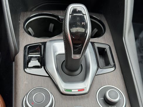 Used 2021 Alfa Romeo Giulia Ti w/ Active Assist 2 Package TI image 27