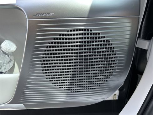 New 2026 Hyundai Ioniq 9 Limited image 23