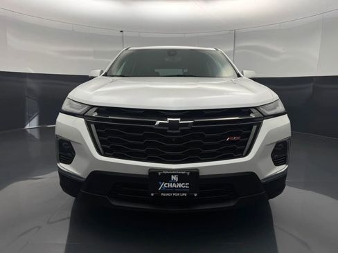 Used 2023 Chevrolet Traverse RS AWD/4WD image 8