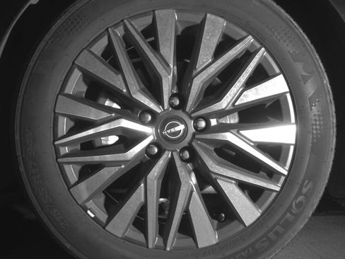 Used 2025 Nissan Altima 2.5 SV image 12