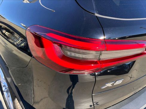 Used 2021 BMW X5 xDrive40i w/ Premium Package image 27