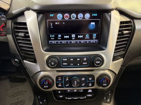 Used 2018 GMC Yukon SLT w/ Premium Edition RWD image 17