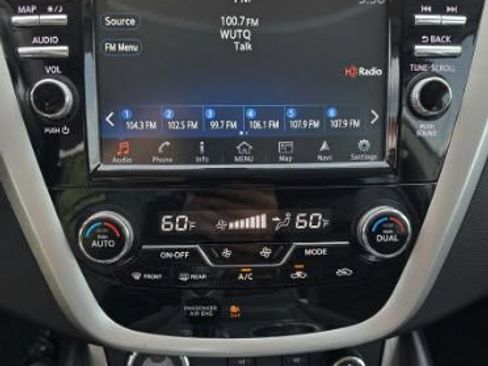 Used 2017 Nissan Murano SL w/ SL Technology Package AWD/4WD image 7