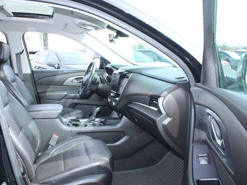 Used 2018 Chevrolet Traverse Premier image 10