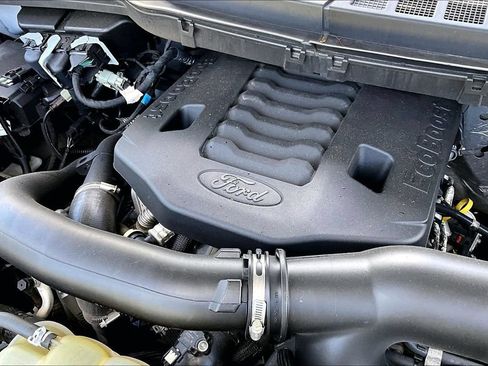 Used 2021 Ford F150 XLT RWD image 35