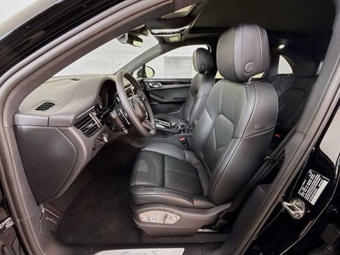 New 2026 Porsche Macan S AWD/4WD image 5