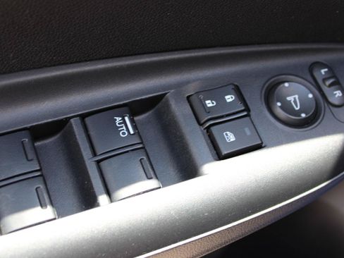Used 2016 Honda Fit EX image 14