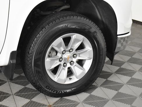 Used 2025 Chevrolet Silverado 1500 LT image 57