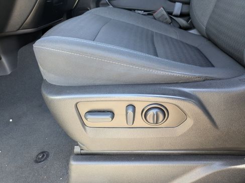 Used 2022 GMC Sierra 1500 SLE w/ X31 Off-Road Package image 20