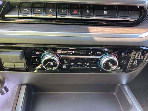 New 2026 GMC Sierra 1500 SLT w/ SLT Premium Plus Package image 22