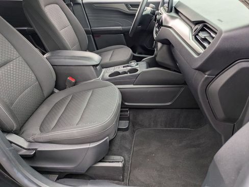 Used 2025 Ford Escape Active AWD/4WD image 29