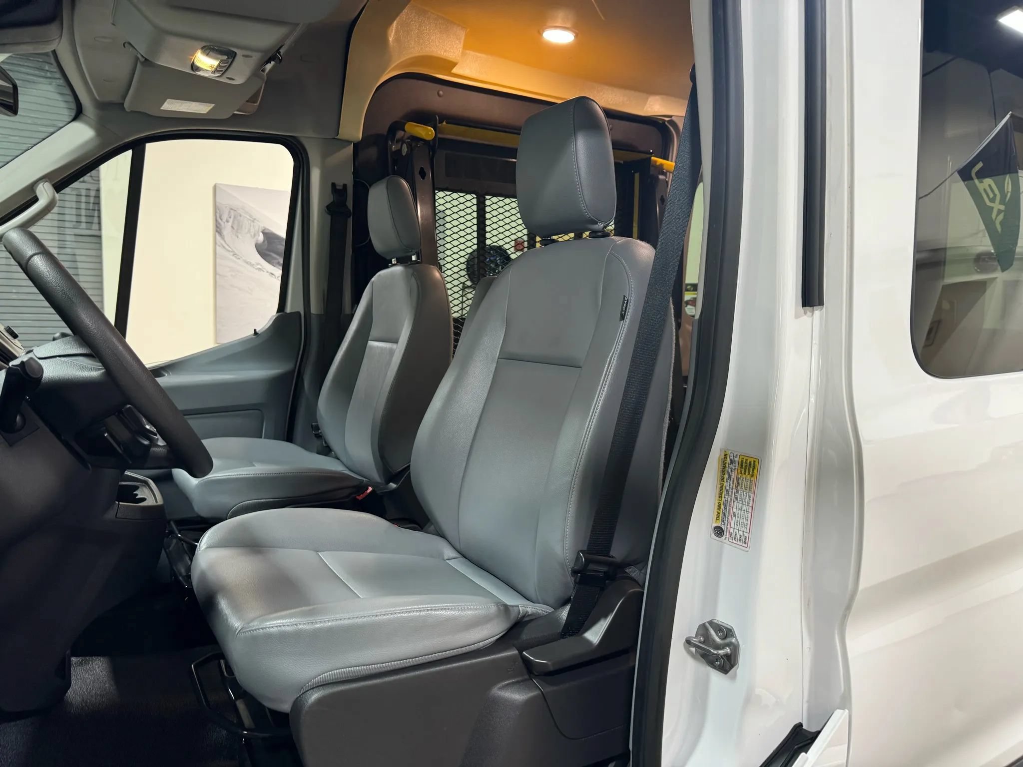 Used 2016 Ford Transit 150 130 Medium Roof RWD image 30