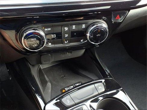 New 2026 Chevrolet Trax RS w/ Sunroof Package image 22