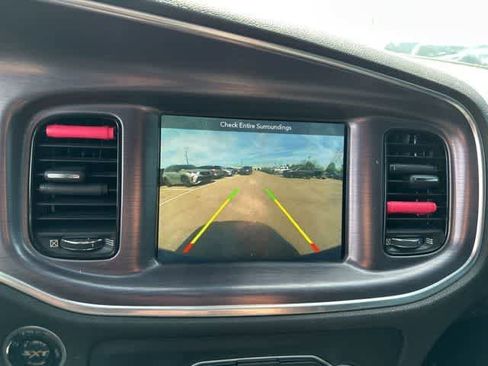 Used 2018 Dodge Charger SXT Plus w/ Blacktop Package image 8