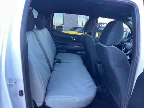 Used 2023 Toyota Tacoma TRD Off-Road w/ Technology Package image 13